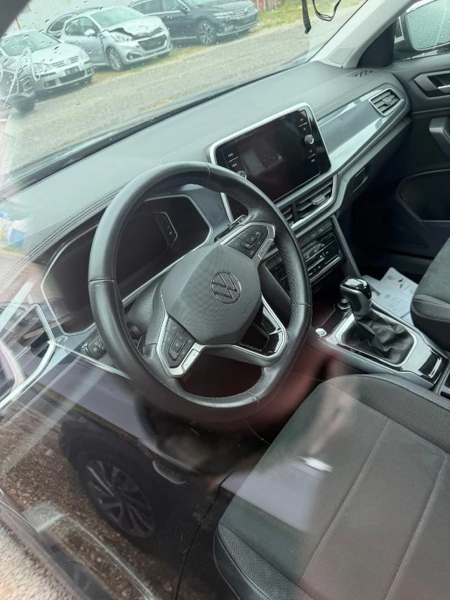 VW T-Roc 2023гDSG-2.0TDi-150кс-100хил.км-FACE-КОЖА-FULL, снимка 9 - Автомобили и джипове - 54807165