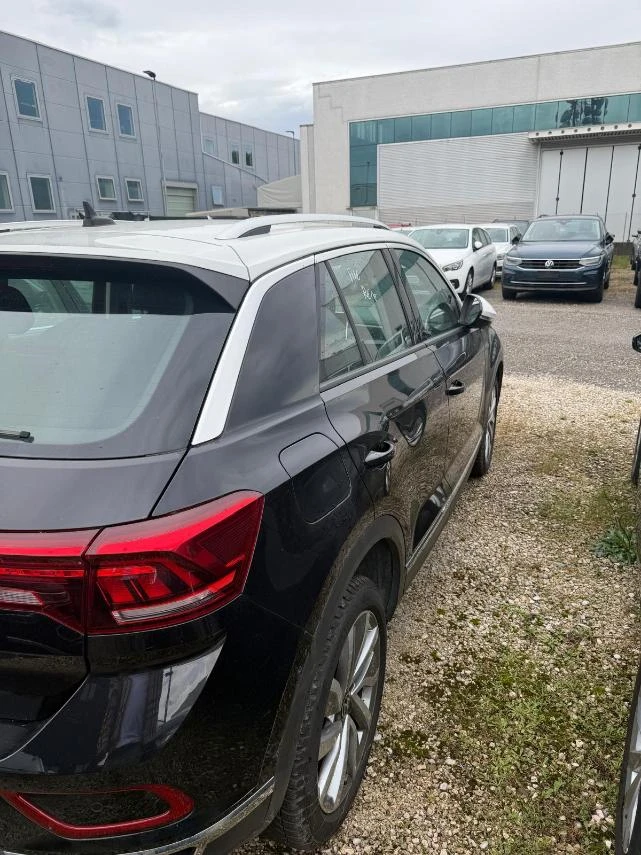 VW T-Roc 2023гDSG-2.0TDi-150кс-100хил.км-FACE-КОЖА-FULL, снимка 5 - Автомобили и джипове - 54807165