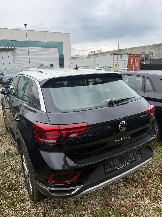 VW T-Roc 2023гDSG-2.0TDi-150кс-100хил.км-FACE-КОЖА-FULL, снимка 4 - Автомобили и джипове - 54807165