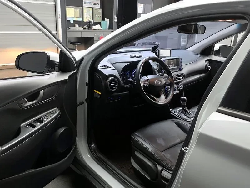 Hyundai Kona 1.6, снимка 10 - Автомобили и джипове - 54639979