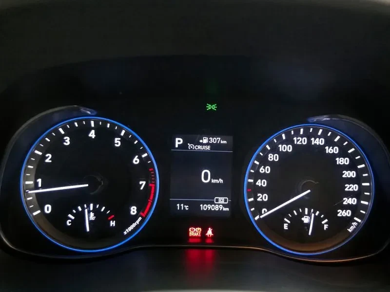 Hyundai Kona 1.6, снимка 8 - Автомобили и джипове - 54639979