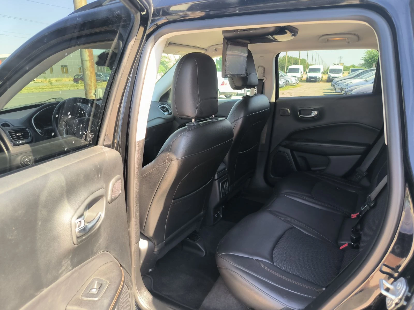 Jeep Compass 4x4-Gpl-Navi-DVD-Tv-Kameri-Euro-6D-Keyless | Mobile.bg � ����������� 16