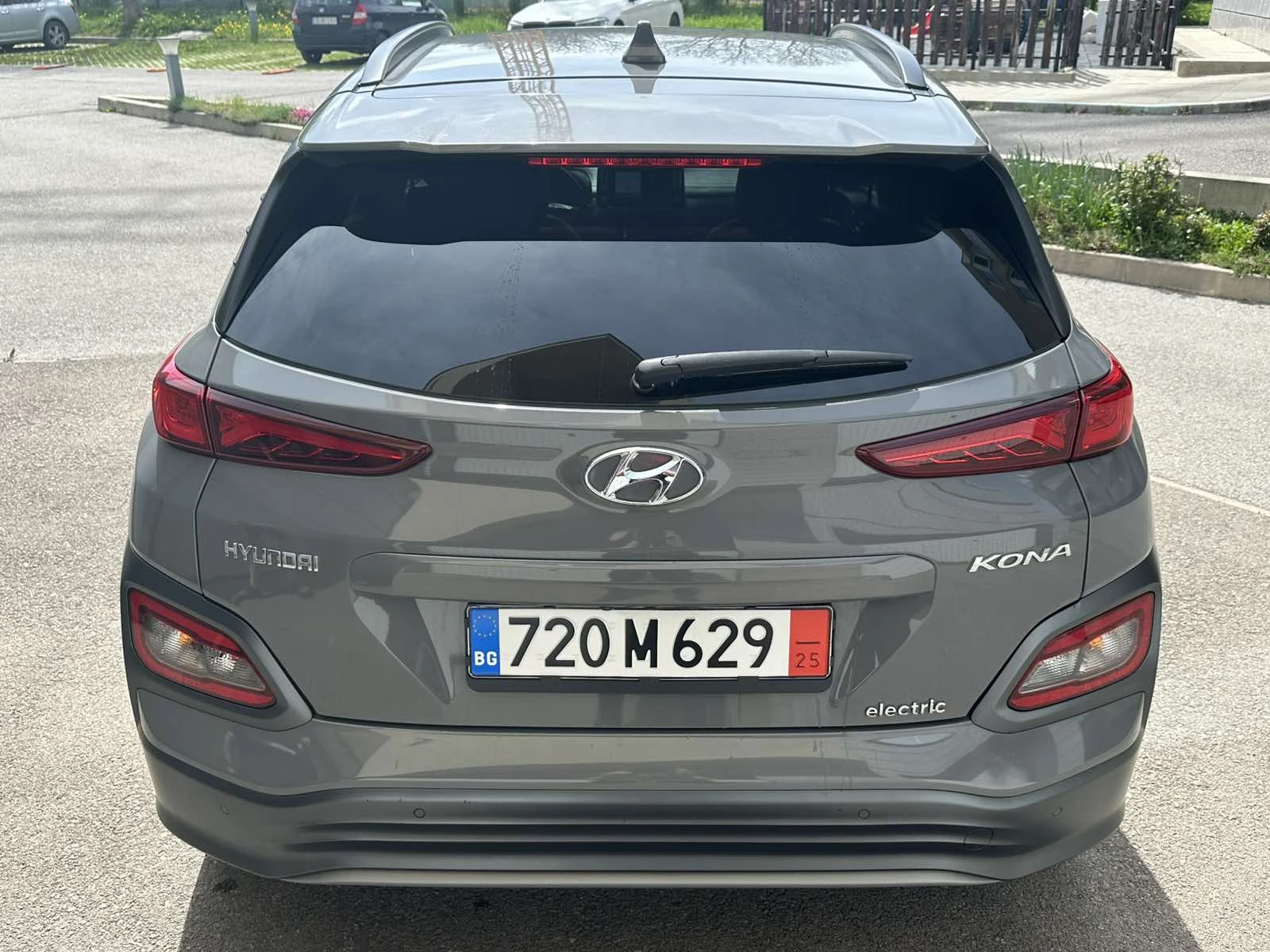 Hyundai Kona PREMIUM 64KWh FULL ASSIST/HEADUP/DISSTR/КНИЖКА - изображение 6