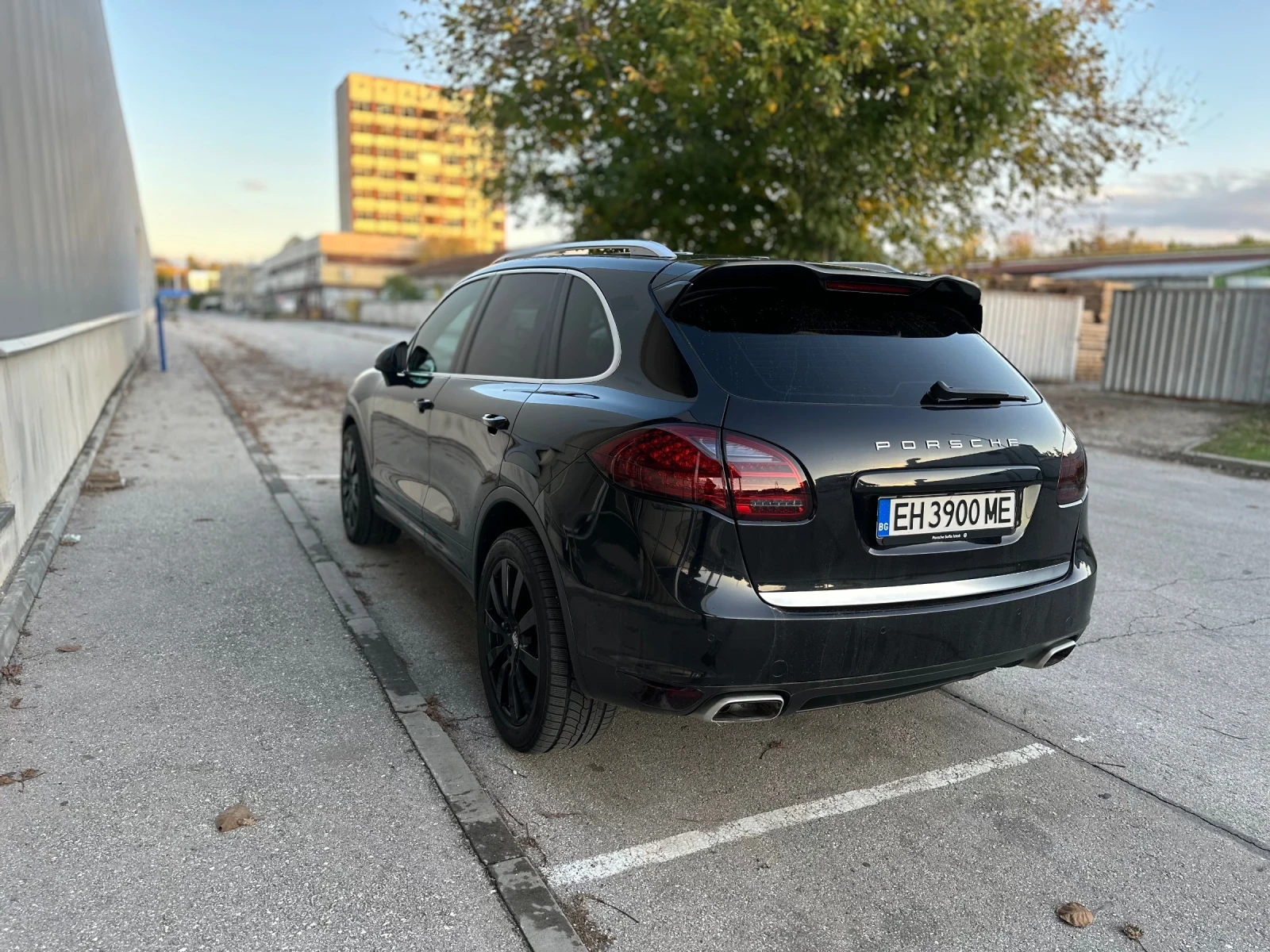 Porsche Cayenne  - изображение 4