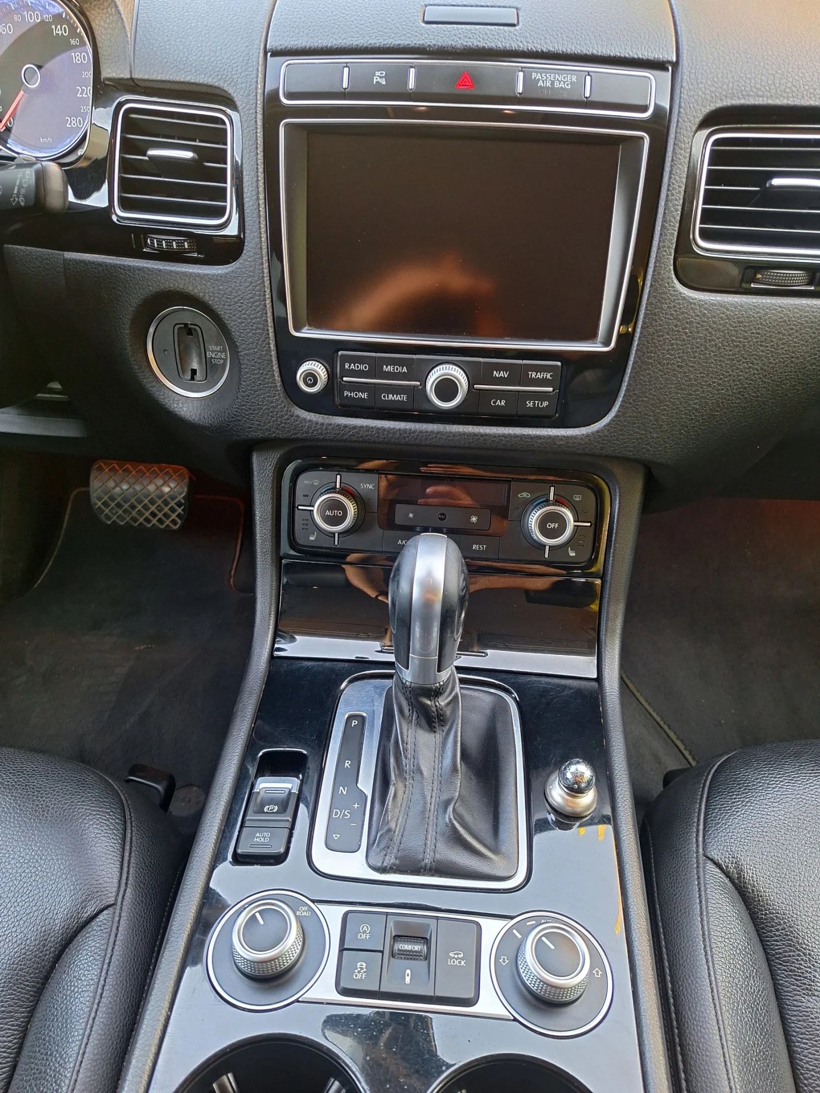 VW Touareg 3.0тди 262 к.с фейслифт - изображение 10