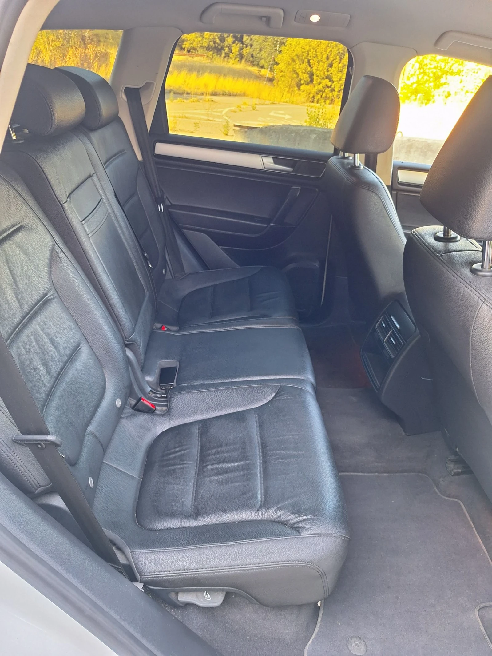 VW Touareg 3.0��� 262 �.� �������� | Mobile.bg � ����������� 14