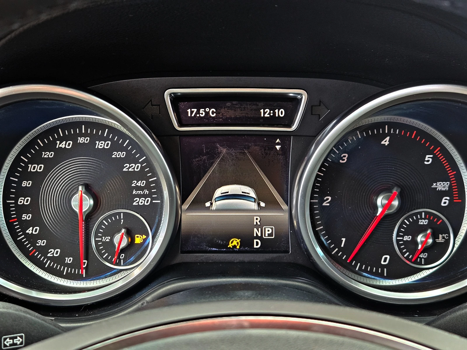 Mercedes-Benz GLE 250 AMG/9G/GERMANY/CAMERA/AIRMAT/AMBIENT/KEY GO/LIZING, снимка 10 - Автомобили и джипове - 53985105