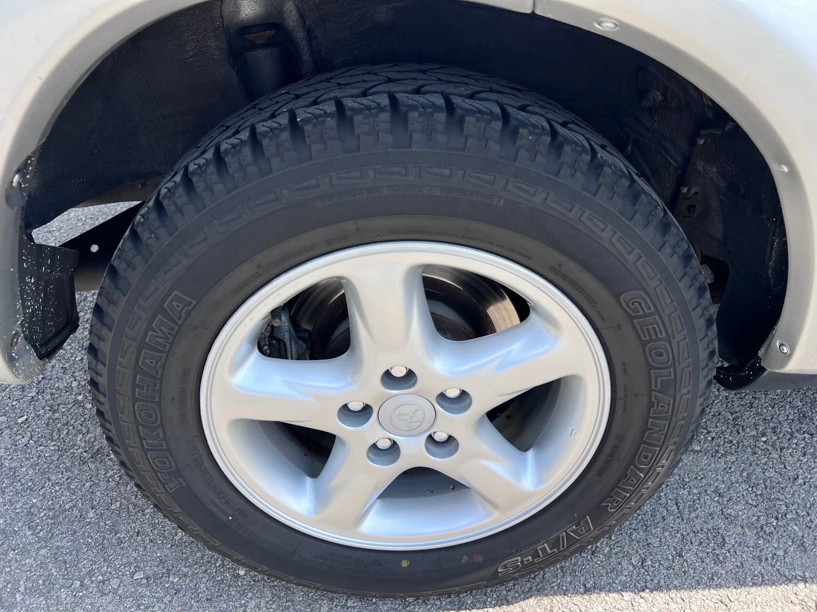 Toyota Rav4 2.0 D4D, снимка 15 - Автомобили и джипове - 55299590