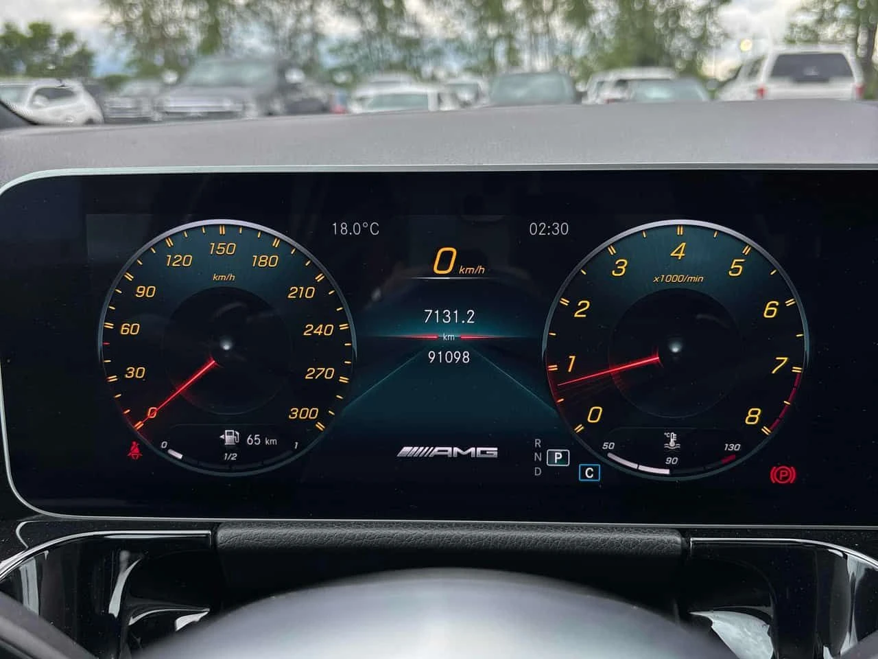 Mercedes-Benz GLA 45 AMG 4MATIC* DISTRONIC* АВТОКРЕДИТ* , снимка 8 - Автомобили и джипове - 55580903