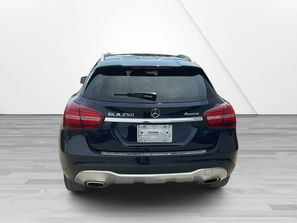 Mercedes-Benz GLA 250, снимка 4 - Автомобили и джипове - 55802281