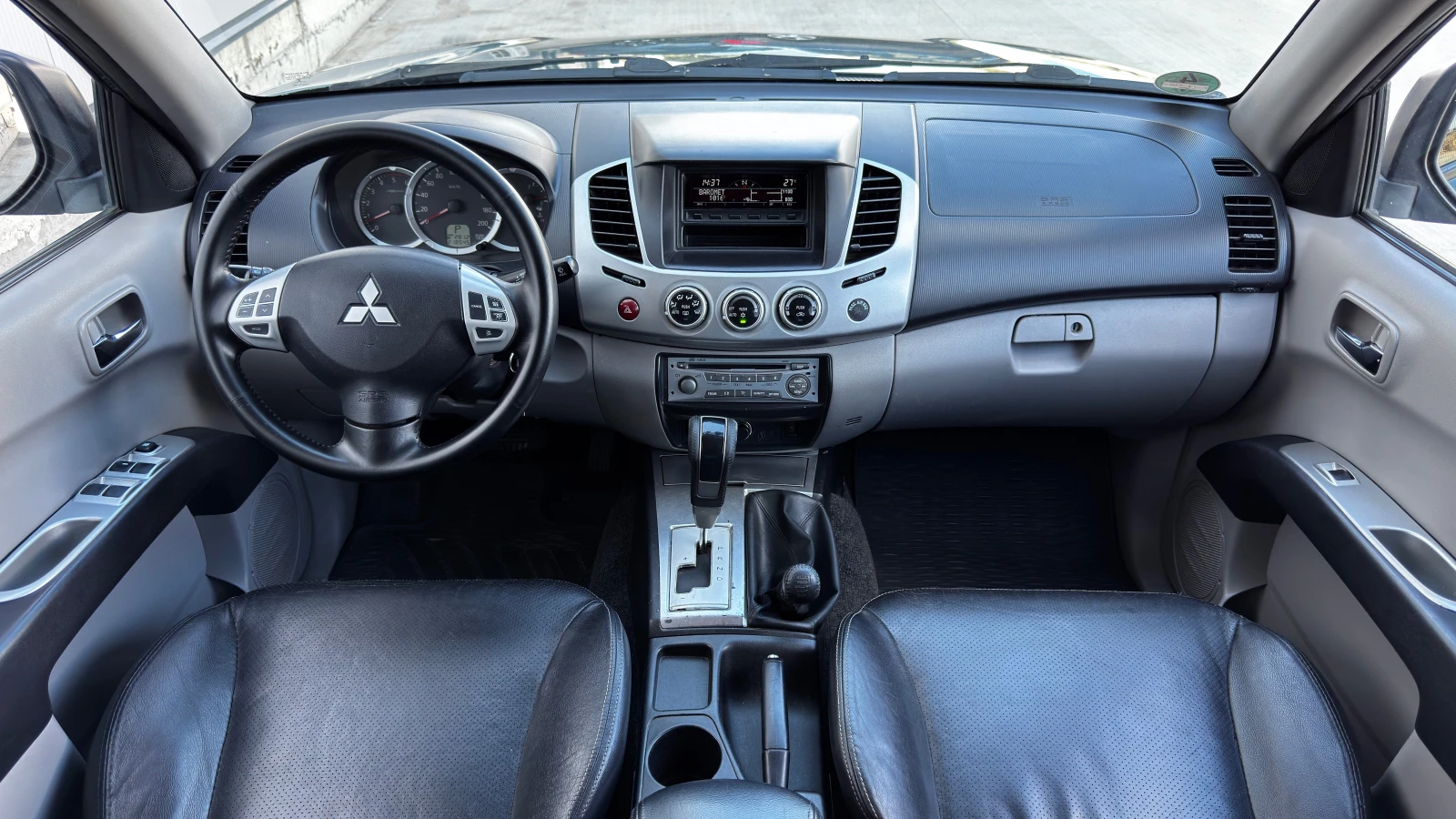 Mitsubishi L200 2.5 DI-D Automat Intense Doppelkabine 🇩, снимка 10 - Автомобили и джипове - 56217479