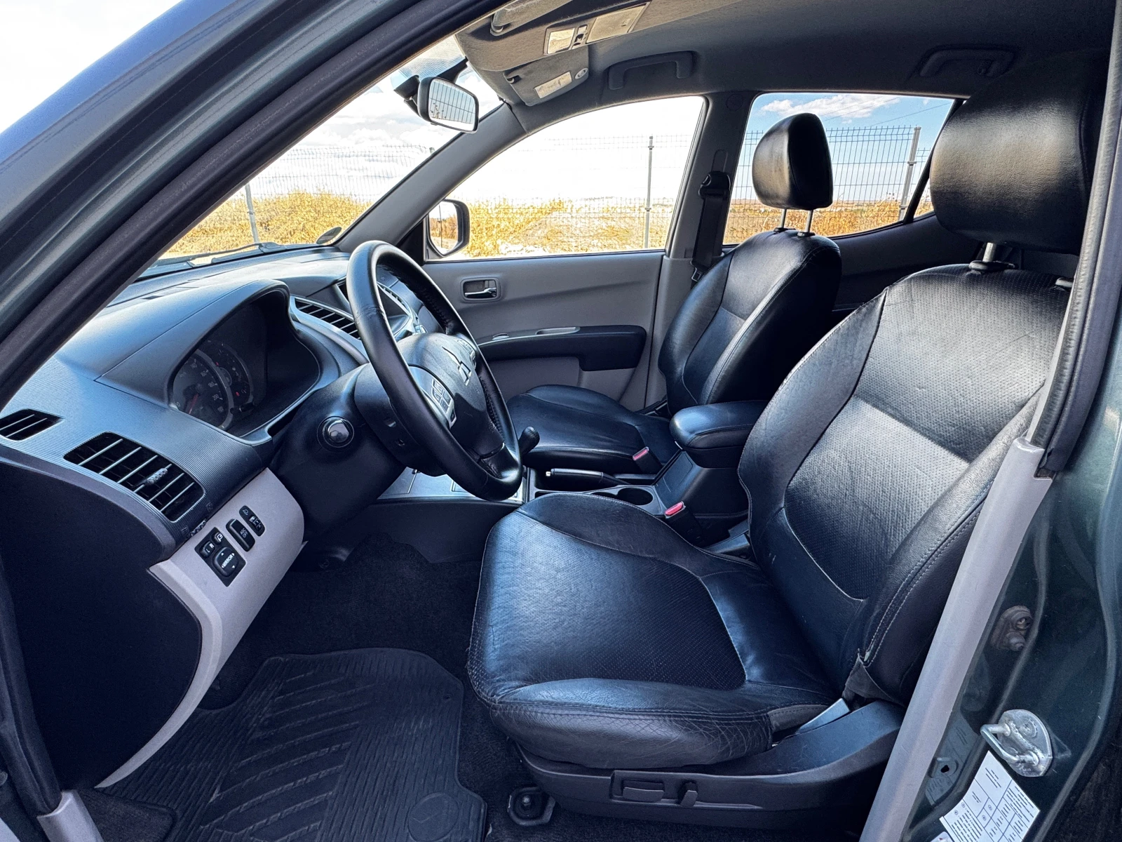 Mitsubishi L200 2.5 DI-D Automat Intense Doppelkabine 🇩, снимка 12 - Автомобили и джипове - 56217479