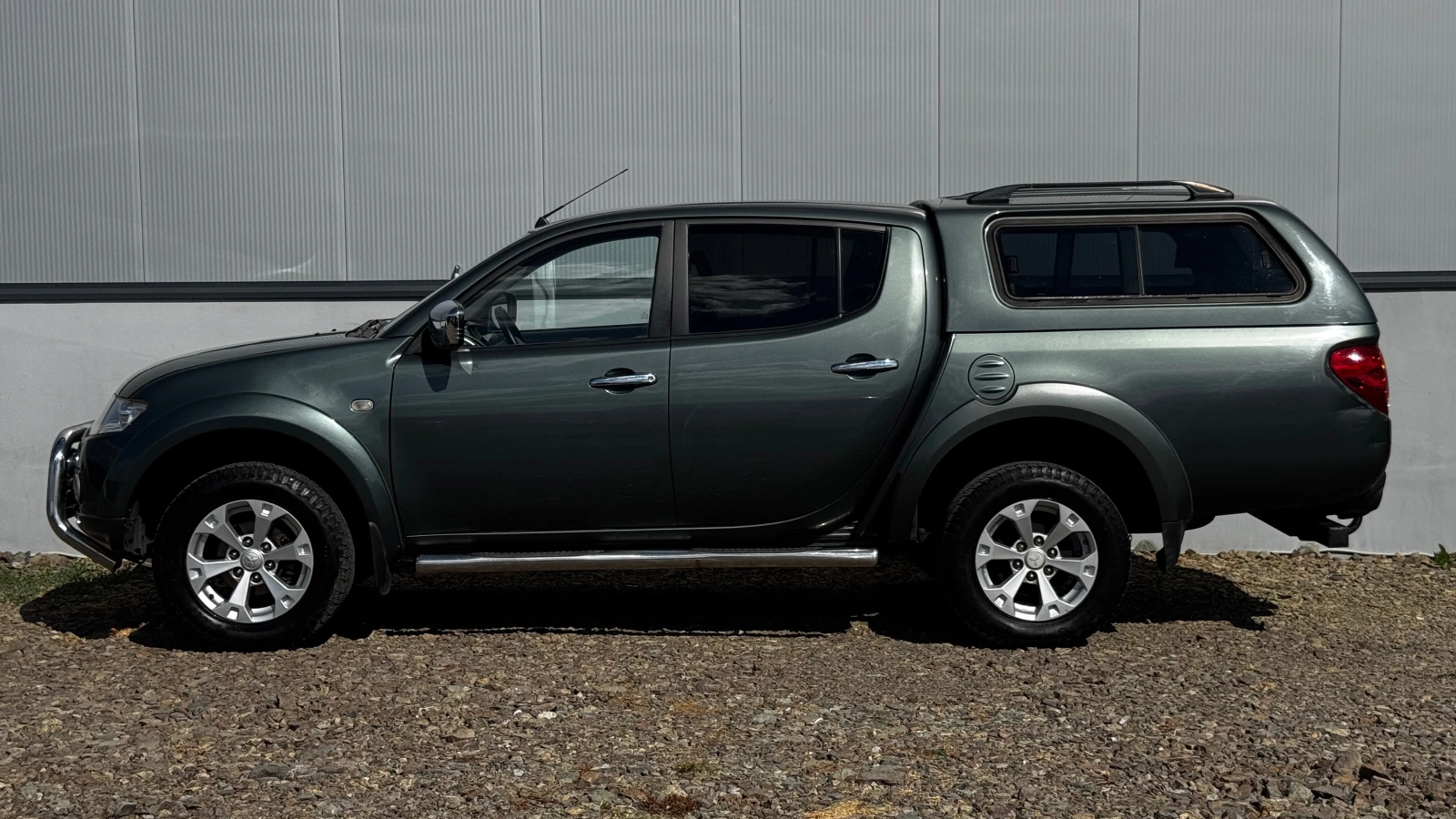 Mitsubishi L200 2.5 DI-D Automat Intense Doppelkabine 🇩, снимка 8 - Автомобили и джипове - 56217479