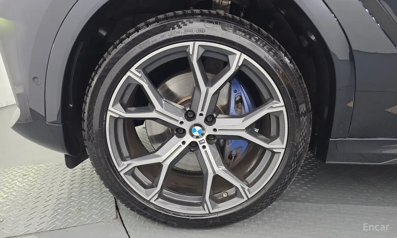 BMW X6 40i* M* SPORT* BOWER* WILKINS* LASER* ���������* � | Mobile.bg � ����������� 6