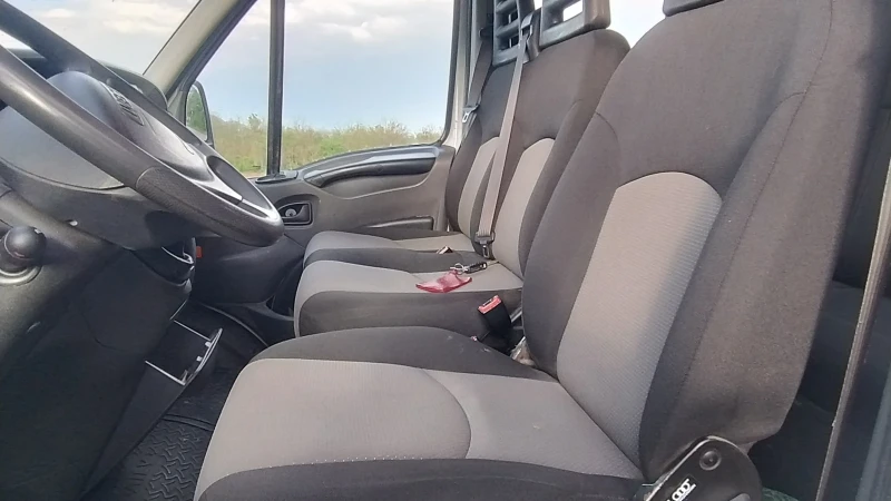 Iveco 35s13 134000km, снимка 8 - Бусове и автобуси - 50198391