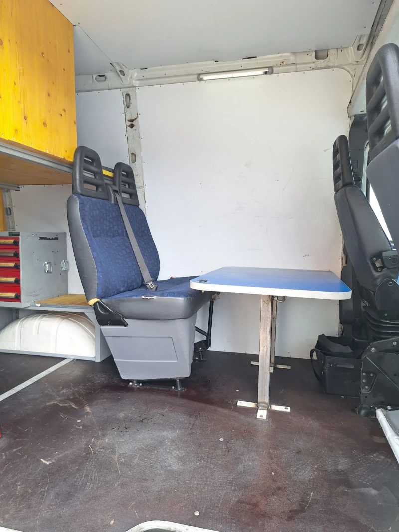 Iveco Daily 35-17Двойна гума.До-3.5т.  Внос Швейцария 3.0-170, снимка 8 - Бусове и автобуси - 50267908