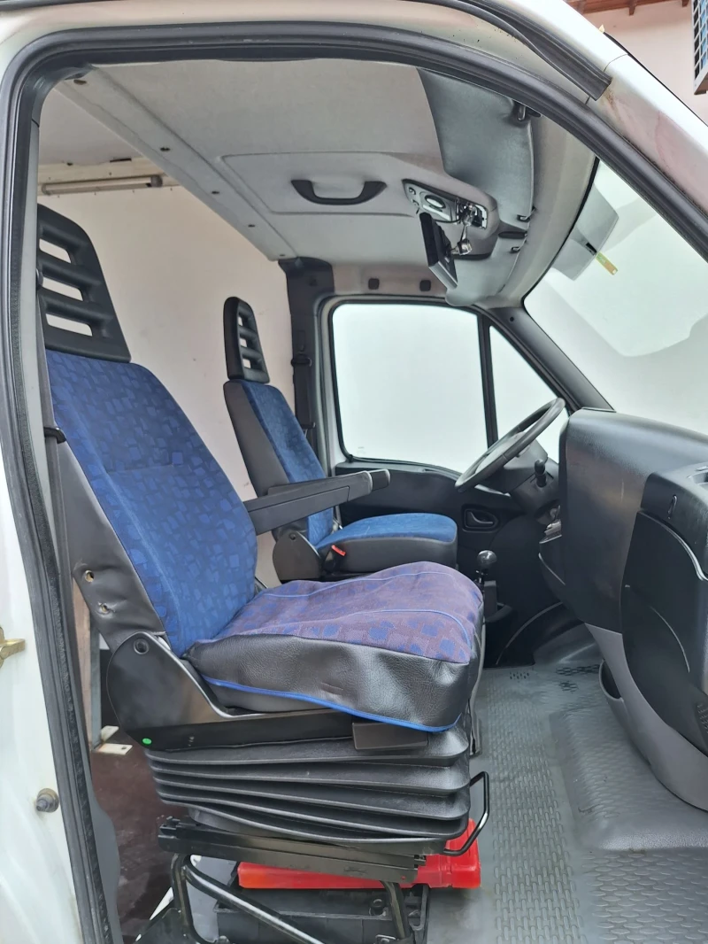 Iveco Daily 35-17Двойна гума.До-3.5т.  Внос Швейцария 3.0-170, снимка 6 - Бусове и автобуси - 50267908