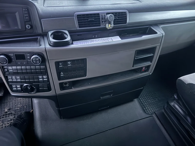 Man Tgx 18.500 LLS E6 4x2, снимка 10 - Камиони - 53395715