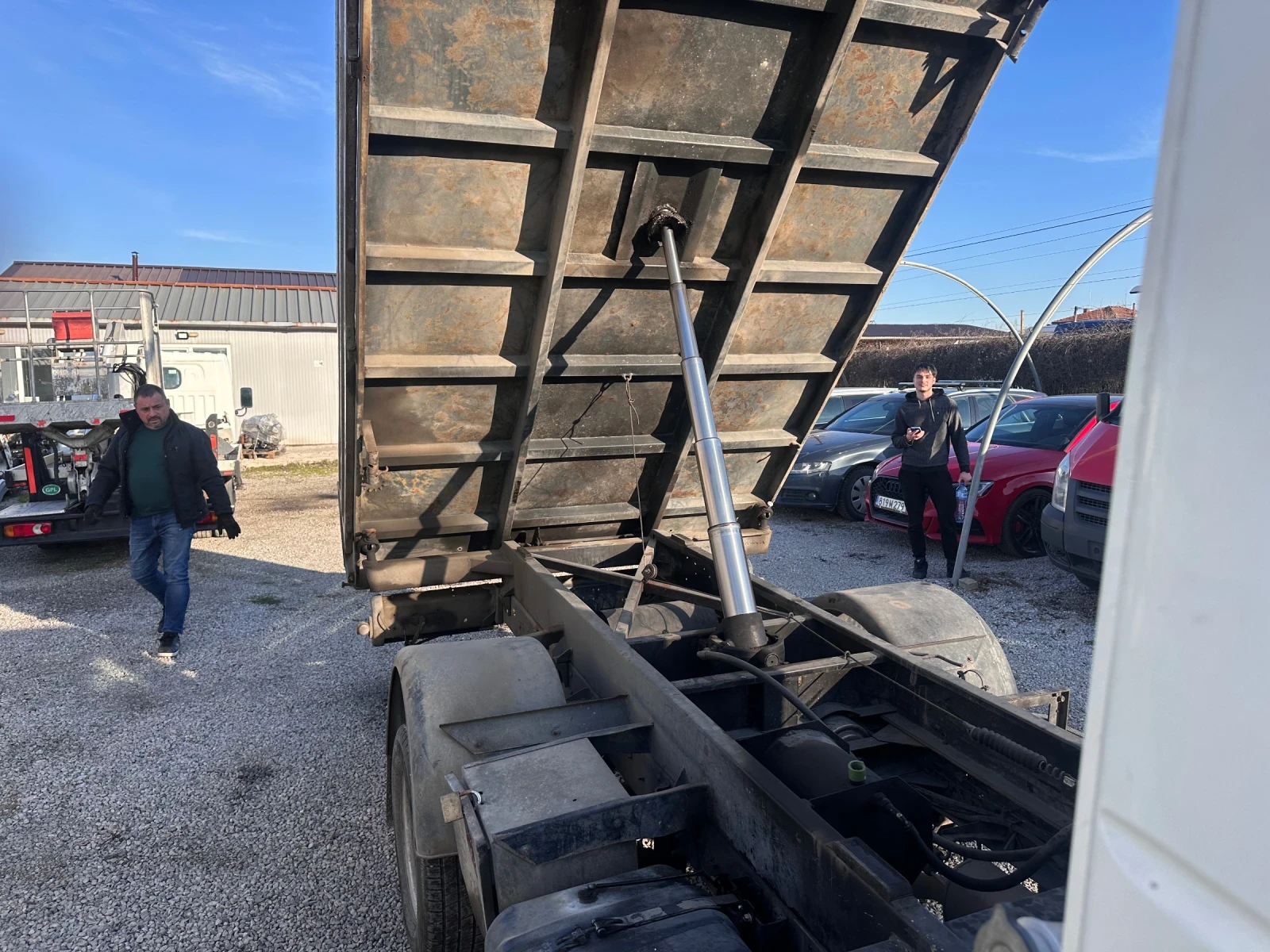 Nissan Atleon САМОСВАЛ - изображение 3