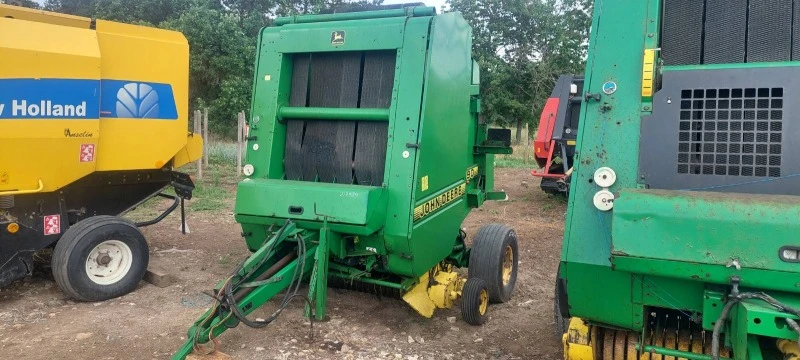 Балировачка John Deere 590, снимка 1 - Селскостопанска техника - 47518757