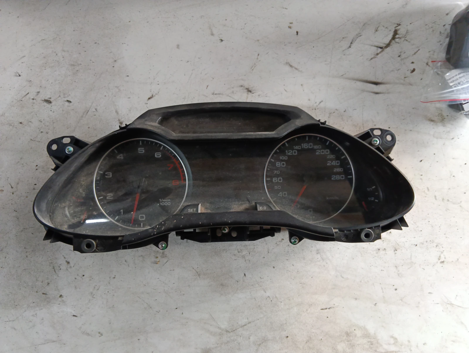 километраж 8K0920900A бензин Audi A4