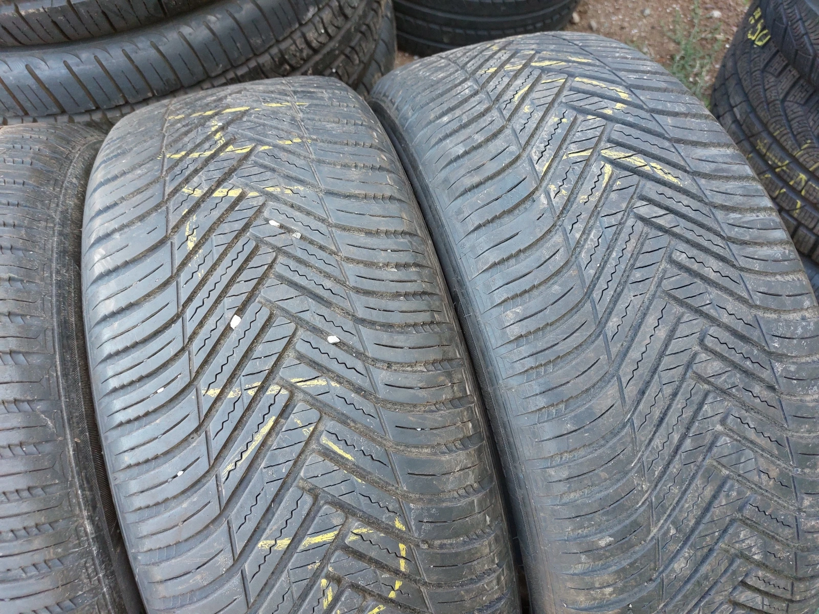 ���� 235/50R18 | Mobile.bg � ����������� 4
