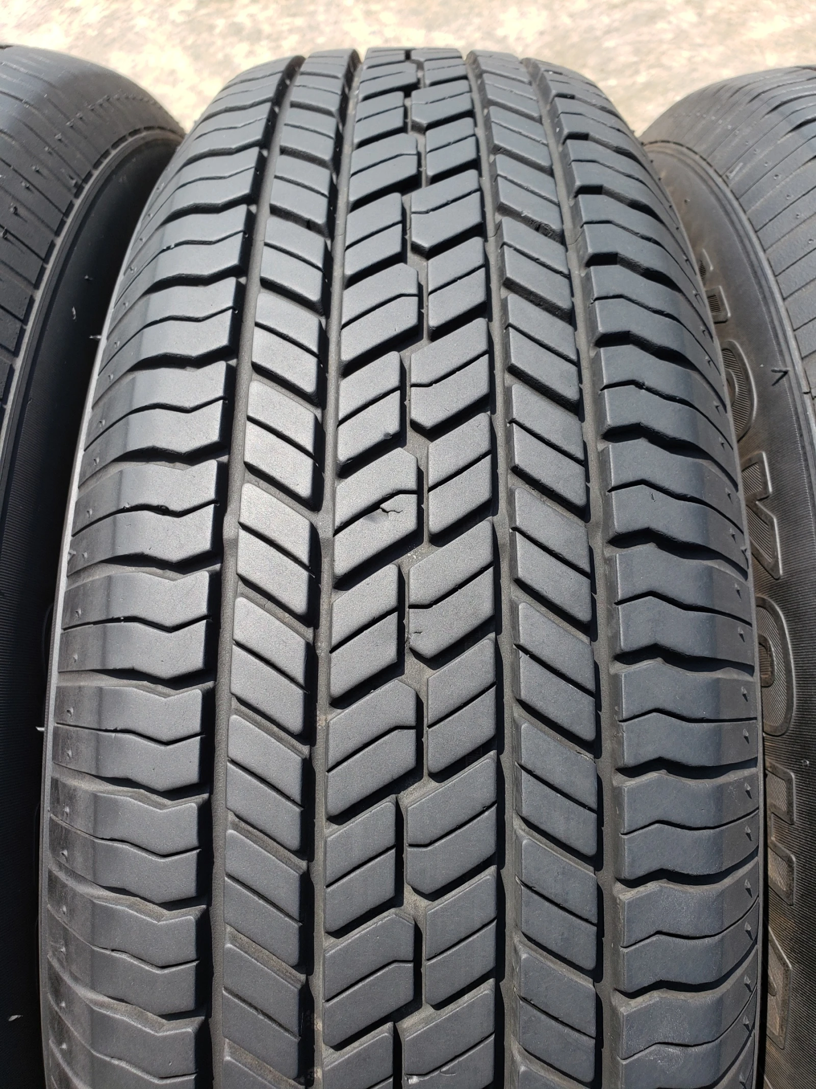 Гуми Летни 215/70R16