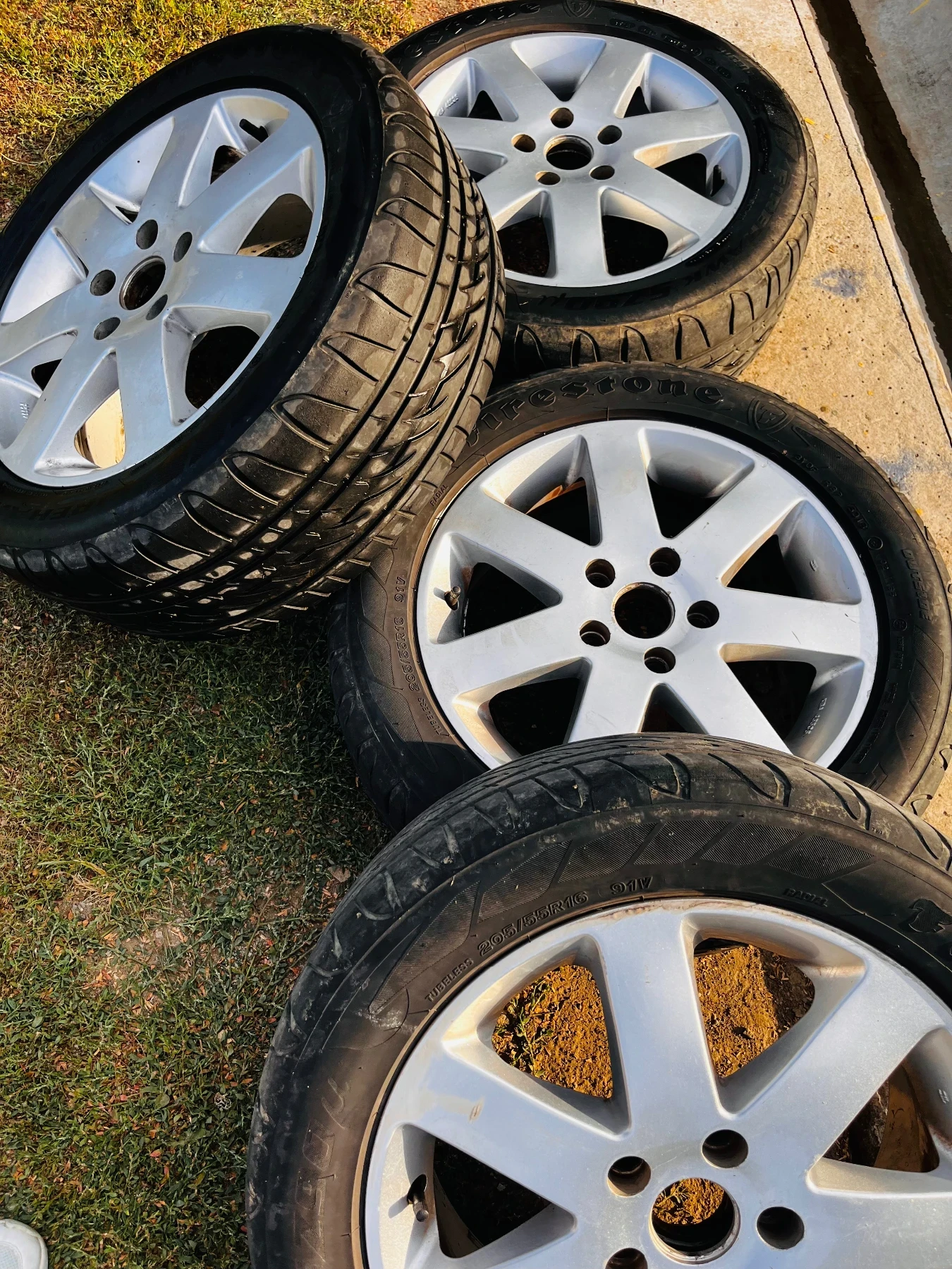 Гуми с джанти Firestone 205/110R19.5
