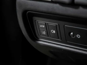 Jaguar F-Type * R DYNAMIC 2DR ALL WHEEL DRIVE COUPE * CARFAX * Ц, снимка 10