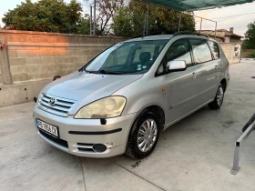 Toyota Avensis verso, снимка 12