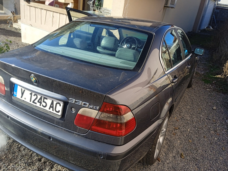 BMW 330, снимка 5 - Автомобили и джипове - 45427175