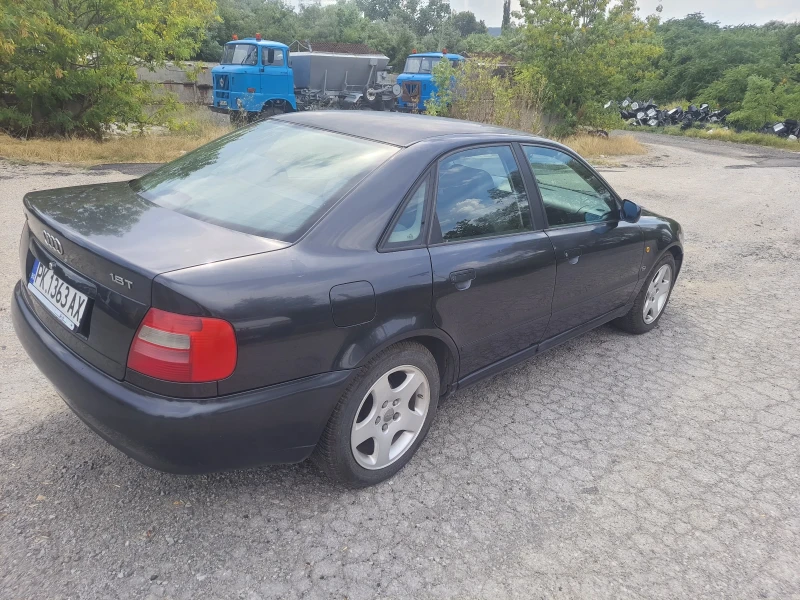 Audi A4 1.8T, снимка 6 - Автомобили и джипове - 47033520