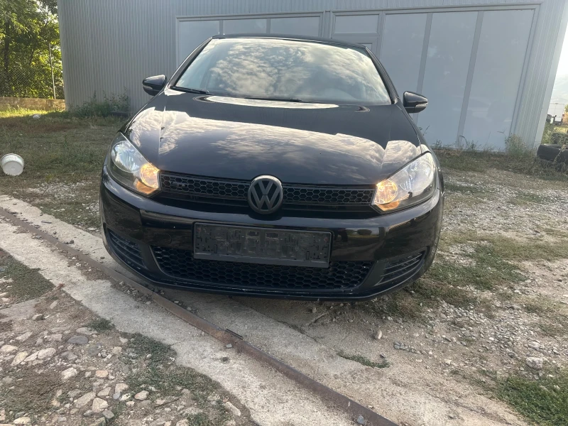 VW Golf 1.6TDI, снимка 4 - Автомобили и джипове - 47359016