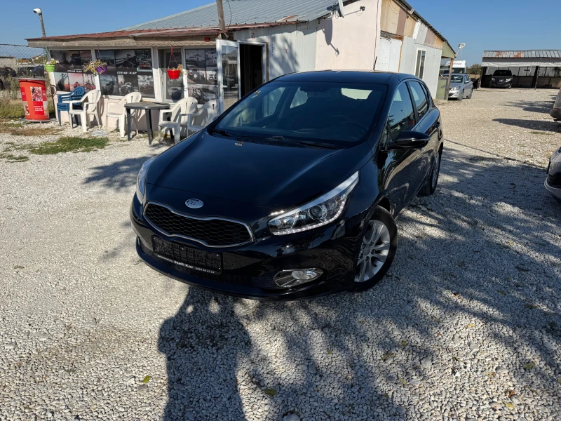 Kia Ceed 1.6CRDI-PREMIUM-NAVI-KAMERA-LED, снимка 1 - Автомобили и джипове - 47578183