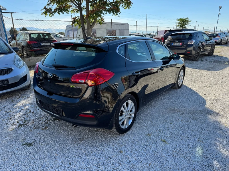 Kia Ceed 1.6CRDI-PREMIUM-NAVI-KAMERA-LED, снимка 5 - Автомобили и джипове - 47578183