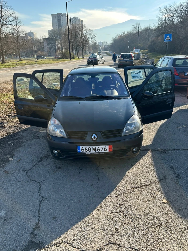 Renault Clio, снимка 1 - Автомобили и джипове - 48215756