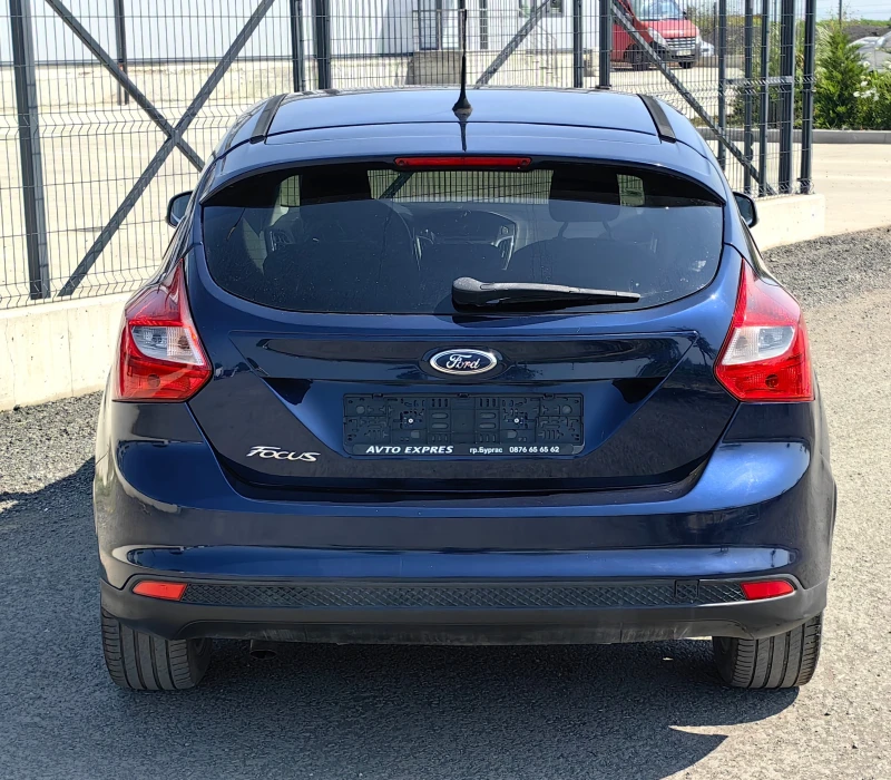 Ford Focus 1.6TDCI Titanium* KeylessGO* , снимка 5 - Автомобили и джипове - 48713489