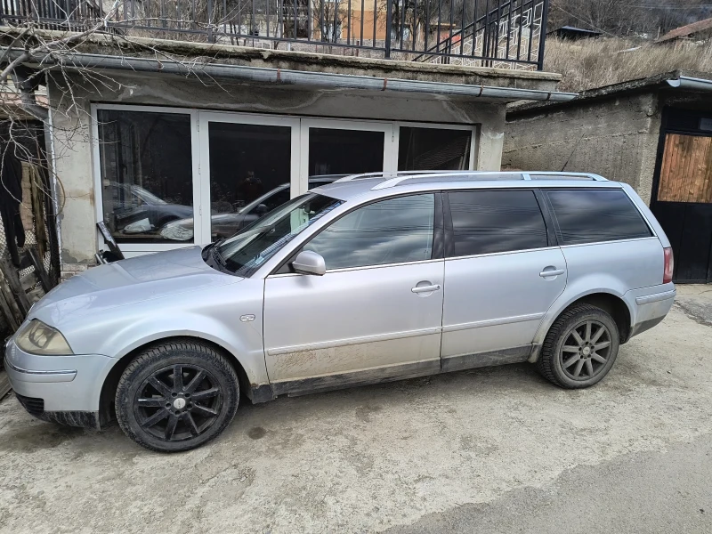 VW Passat, снимка 2 - Автомобили и джипове - 49472489