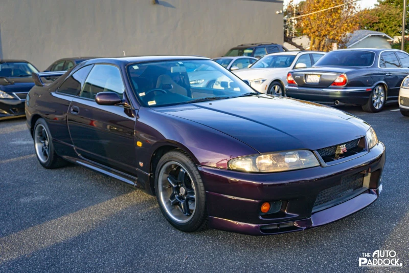 Nissan Gt-r R33 CARFAX АВТО КРЕДИТ, снимка 2 - Автомобили и джипове - 49563232