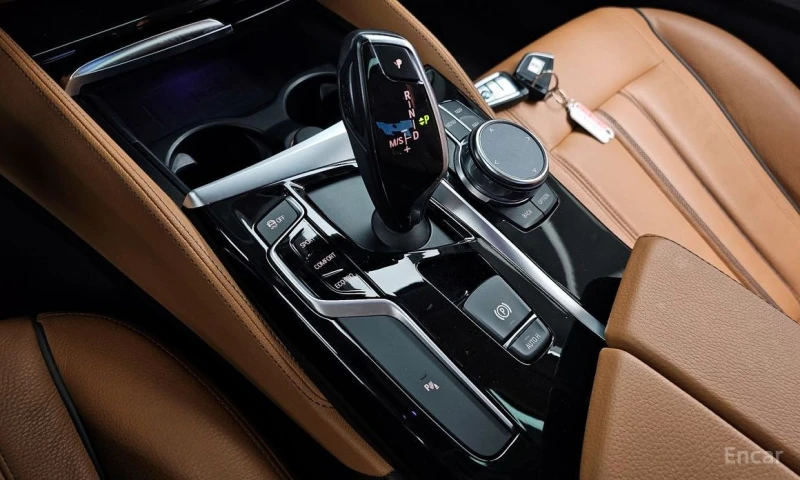 BMW 520, снимка 9 - Автомобили и джипове - 52322762