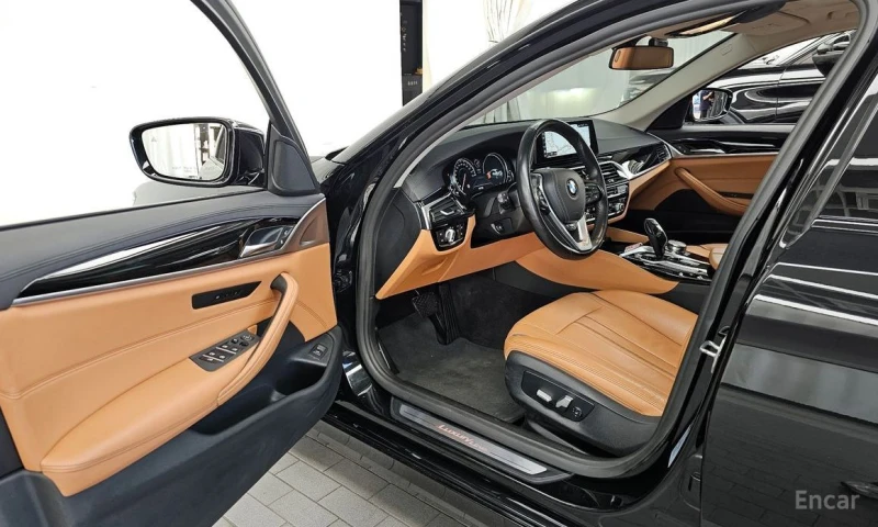 BMW 520, снимка 10 - Автомобили и джипове - 52322762