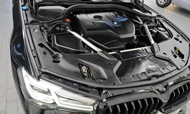 BMW 520, снимка 6 - Автомобили и джипове - 52322762