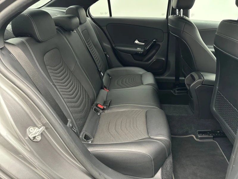 Mercedes-Benz A 200, снимка 6 - Автомобили и джипове - 52295670