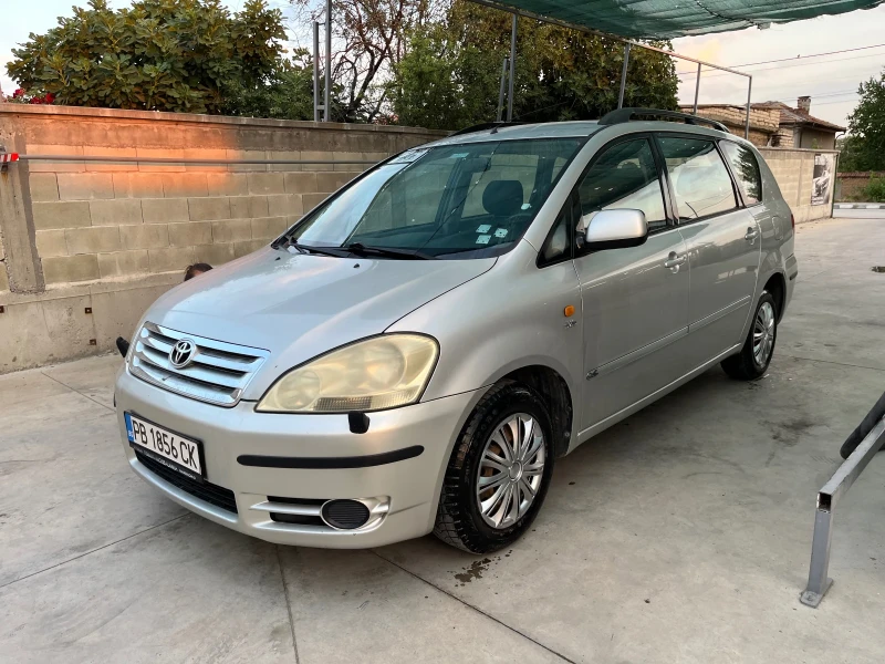 Toyota Avensis verso, снимка 12 - Автомобили и джипове - 52956080