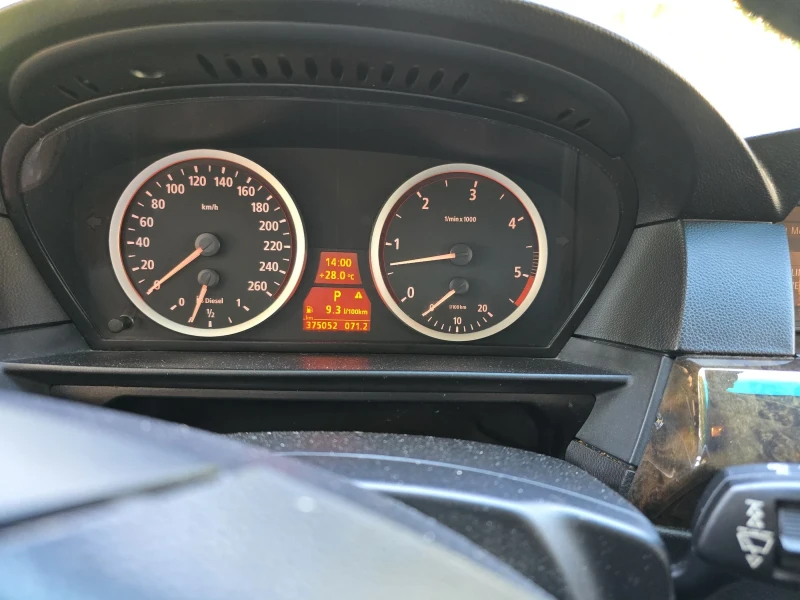 BMW 530, снимка 9 - Автомобили и джипове - 52971690