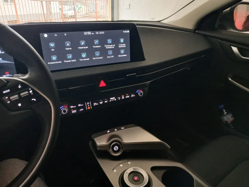 Kia EV6 Executive, снимка 6 - Автомобили и джипове - 53241553