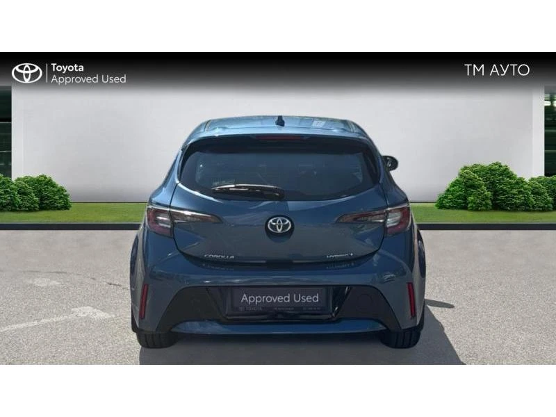 Toyota Corolla HB 1.8HSD EXECUTIVE MY22, снимка 4 - Автомобили и джипове - 55096281