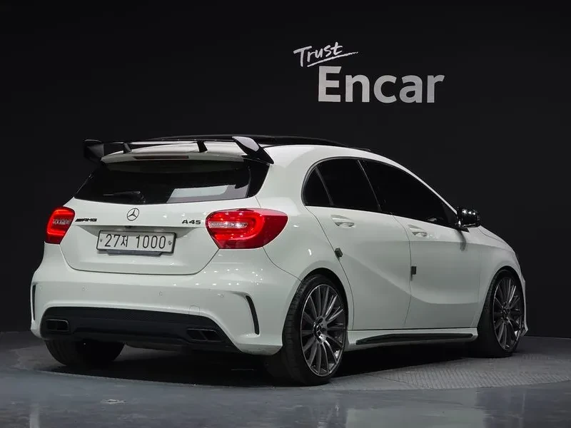 Mercedes-Benz A45 AMG 4Matic, снимка 2 - Автомобили и джипове - 55884343