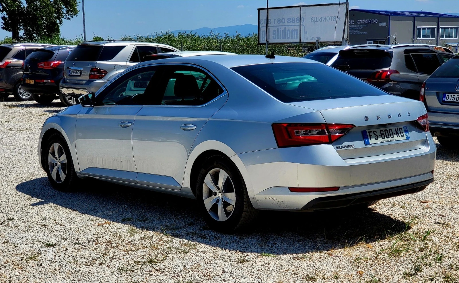 Skoda Superb 2.0 TDI - изображение 7