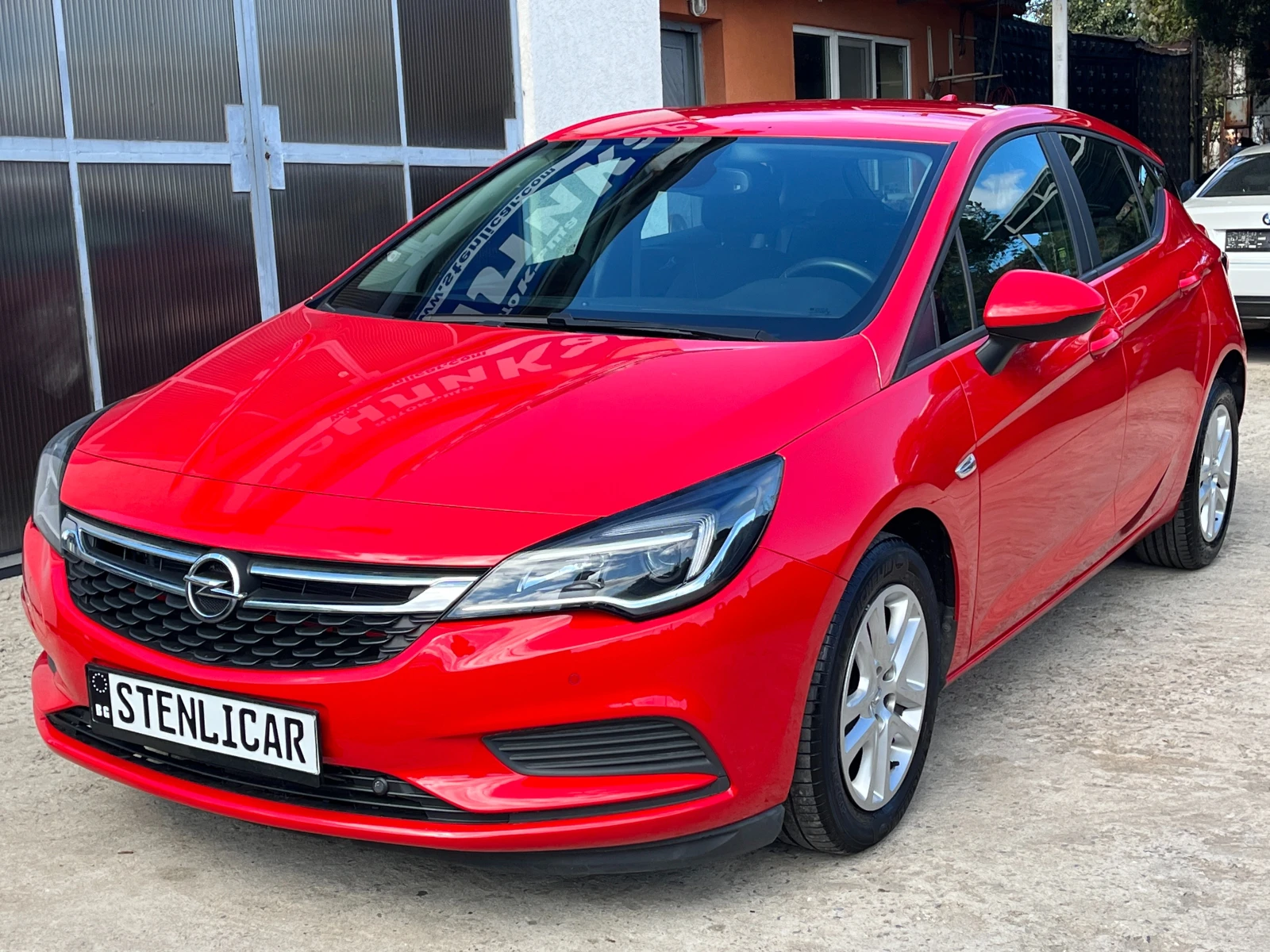 Opel Astra СОБСТВЕН ЛИЗИНГ И СИГУРНО ОДОБРЕНИЕ - изображение 3